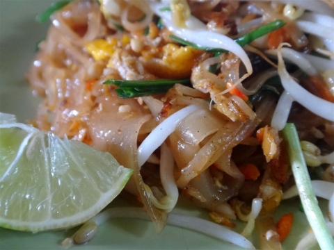 Pad thaï, plat traditionnel thaï.